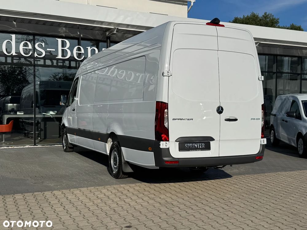 Mercedes-Benz Sprinter 319 CDI - 13