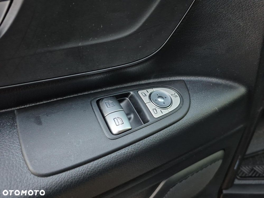 Mercedes-Benz Vito - 16