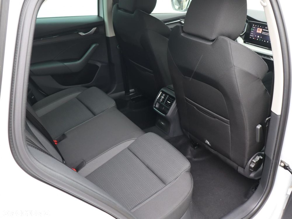 Skoda Octavia - 7