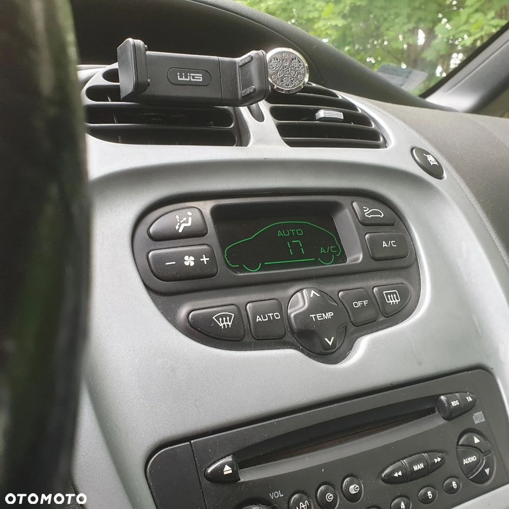 Citroën Xsara Picasso - 12