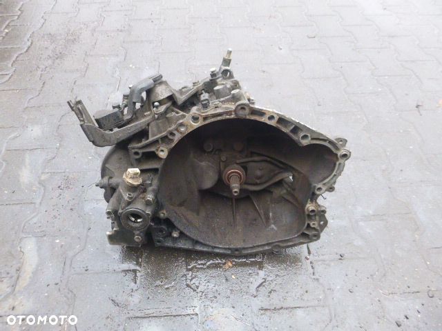 MANUALNA SKRZYNIA BIEGÓW CITROEN XSARA PICASSO 2.0 HDI 20DL64 - 3
