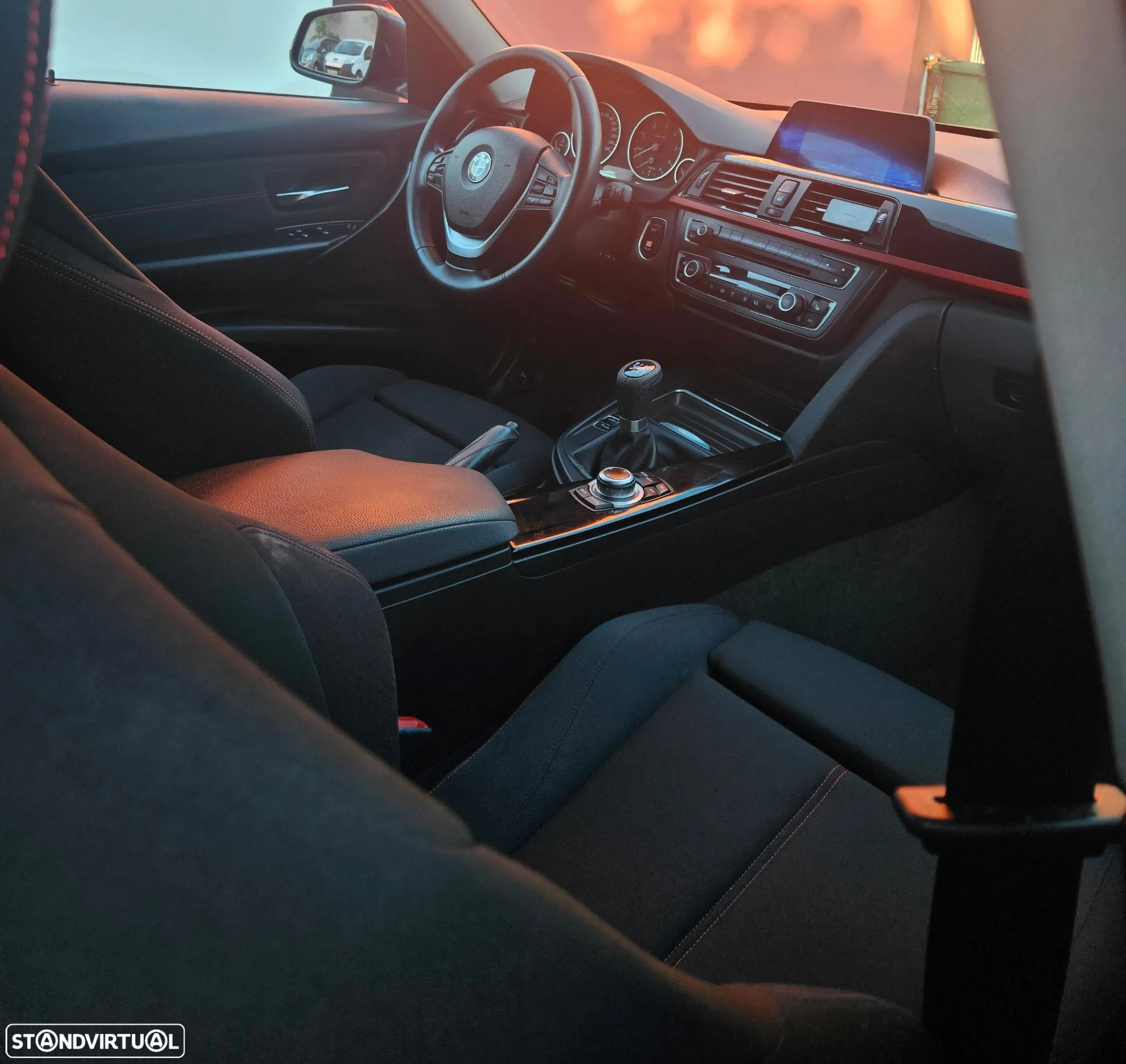BMW 320 d DPF Touring Edition Sport - 18