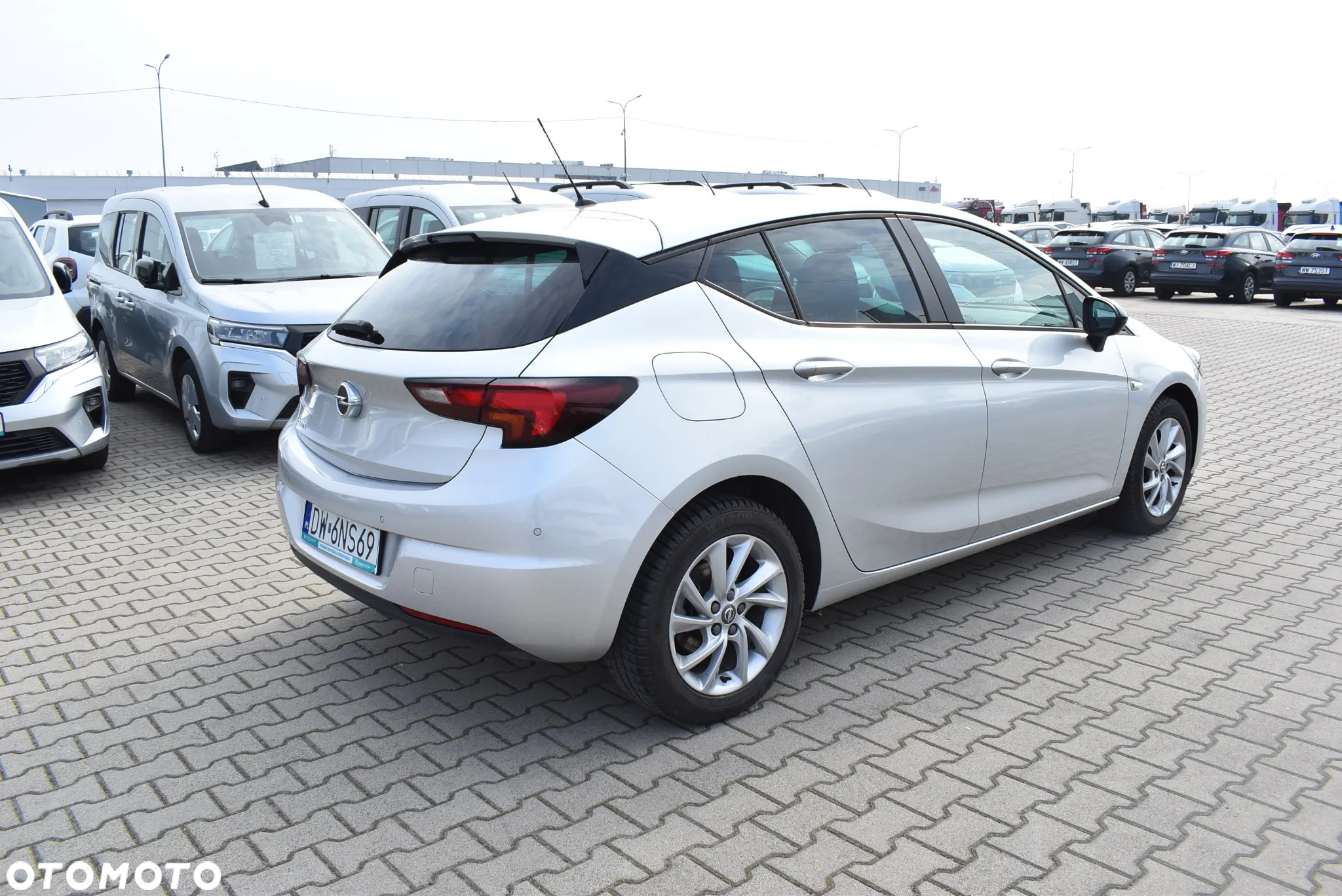 Opel Astra V 1.5 CDTI Edition S&S - 6