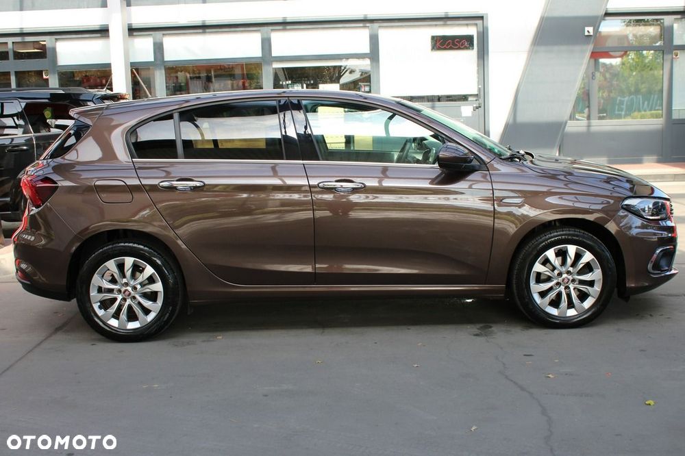Fiat Tipo 1.4 T-Jet 16v Lounge - 39