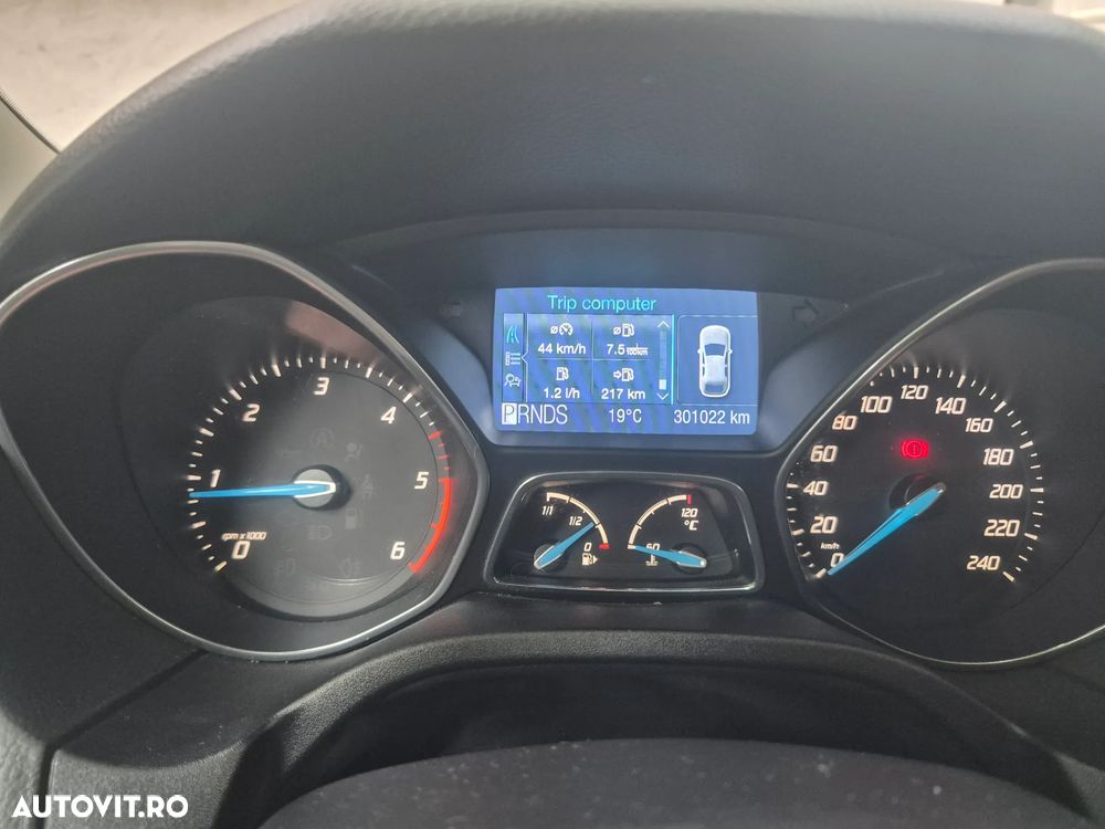Ford Focus - 7