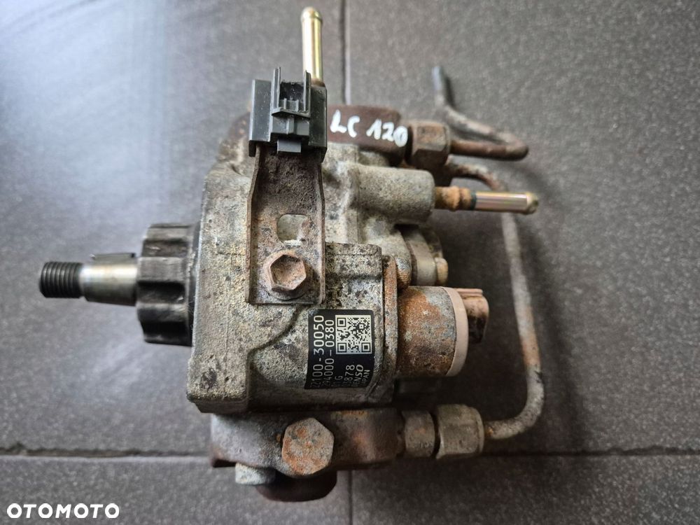 pompa wtryskowa toyota land cruiser 120 3.0 d4d 3.0d 22100-30050 - 1