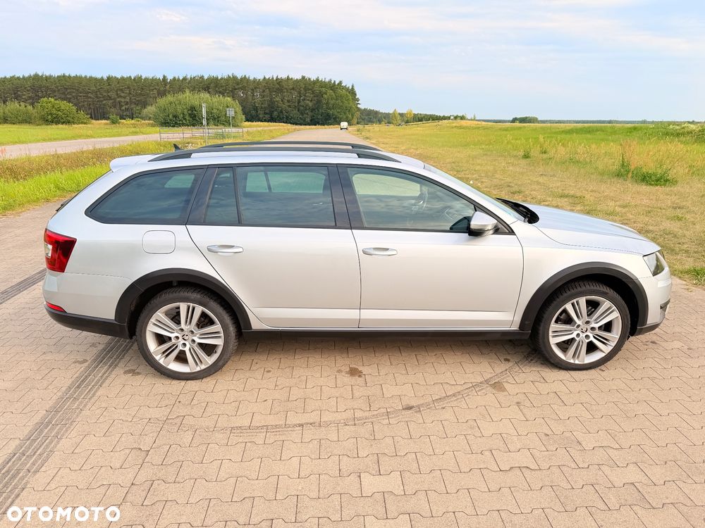 Skoda Octavia 2.0 TDI 4x4 DSG Scout - 8