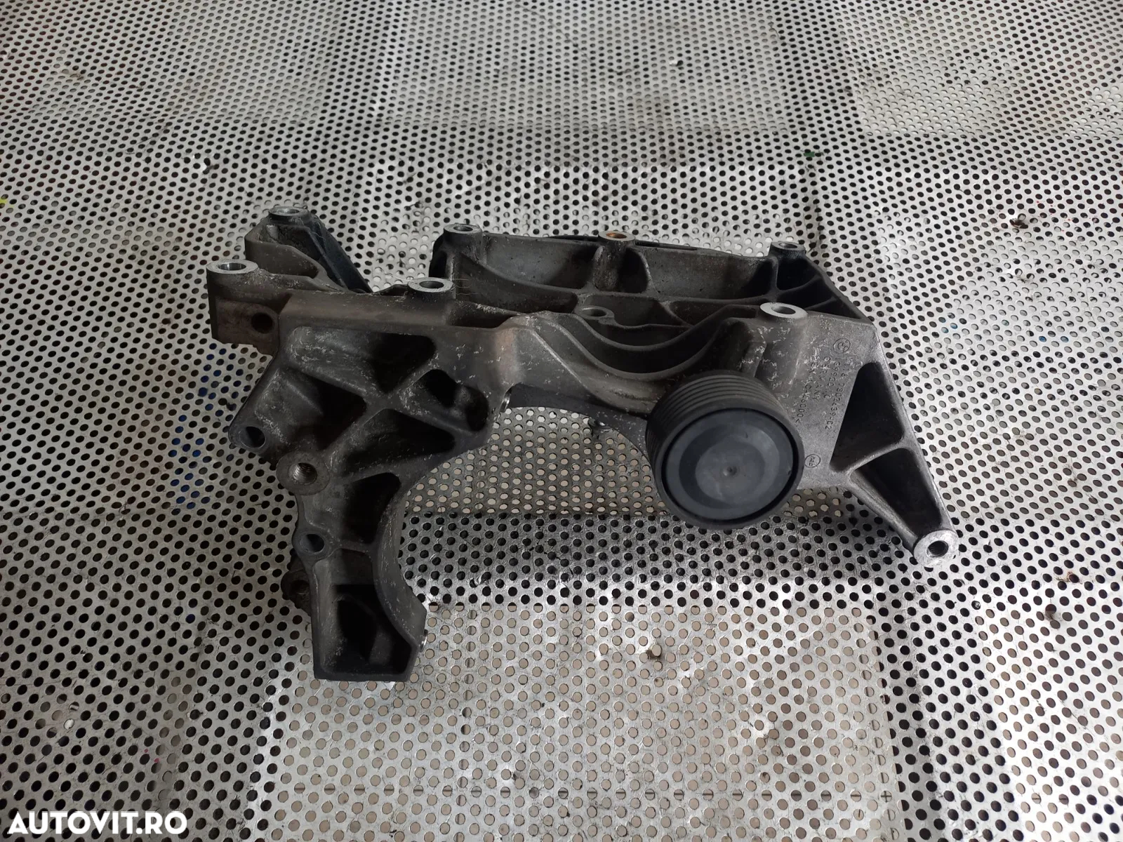 Suport Accesorii Alternator Compresor Clima Bmw X3 E83 X1 E84 2.0 D N47D20 Cod  Dezmembrez Bmw X3 E - 6
