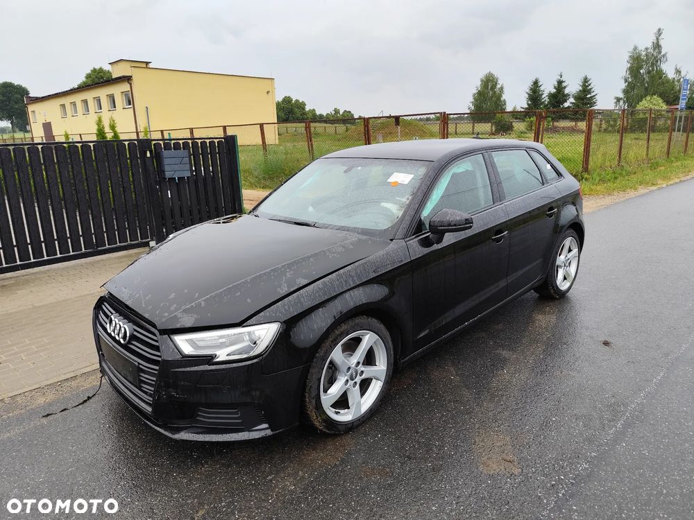 Audi A3 Sportback 35 TDI S tronic S line - 1