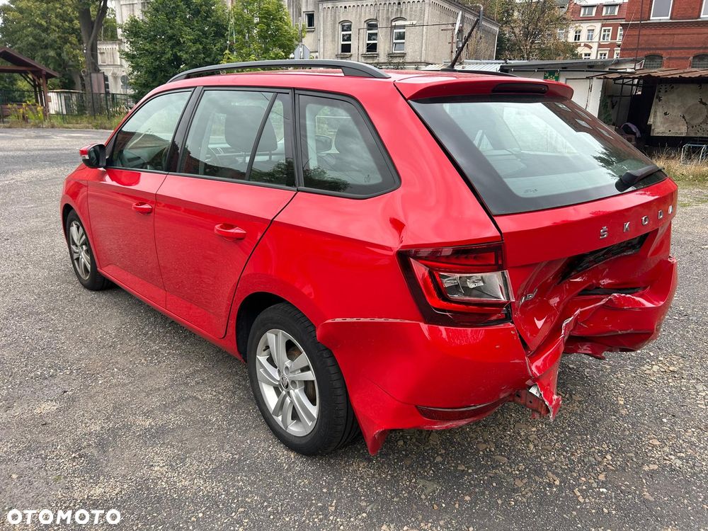 Skoda Fabia 1.0 TSI Cool Edition - 4