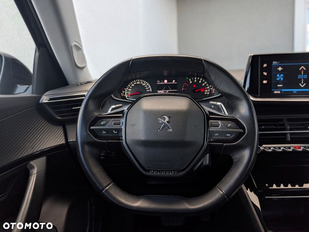 Peugeot 2008 1.2 PureTech Active Pack S&S EAT8 - 19