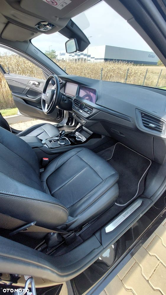 BMW Seria 1 116i - 13