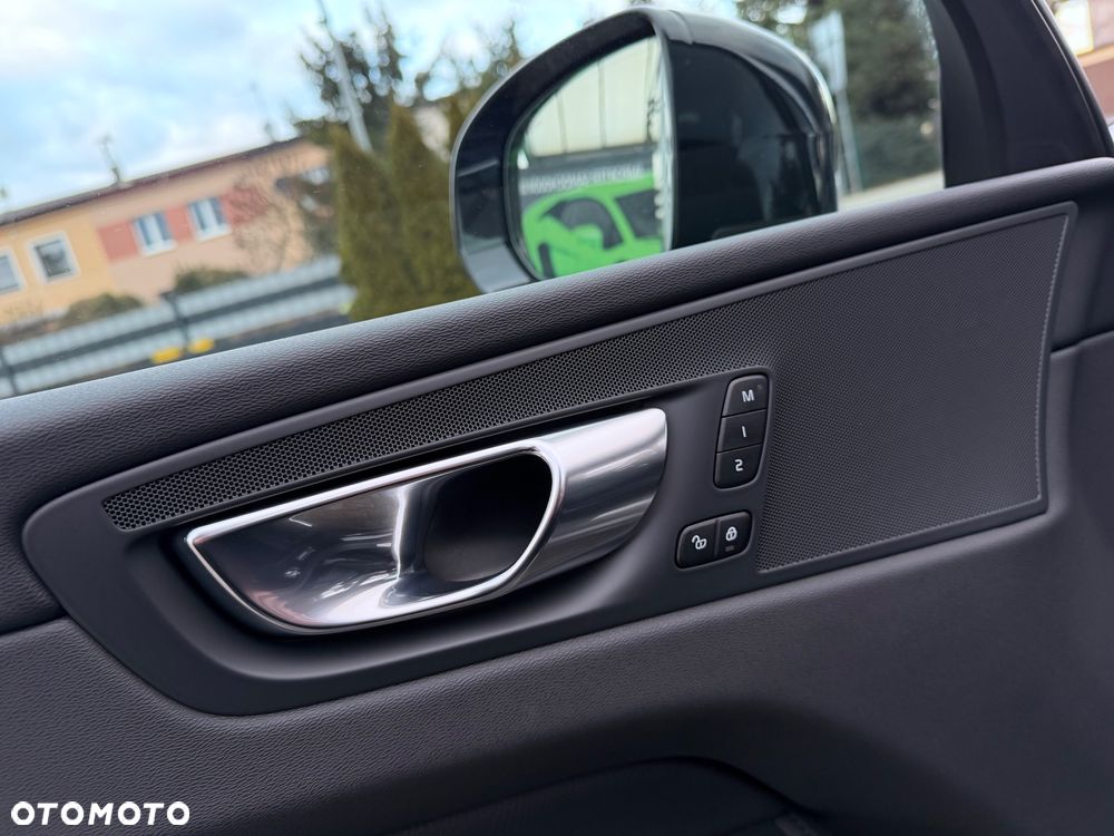 Volvo XC 60 B4 D Geartronic Inscription - 21