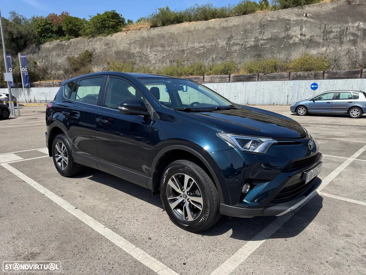 Toyota RAV4 - 4