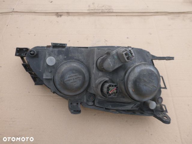LAMPA LEWY PRZÓD LEWA PRZEDNIA PRAWY PRZÓD PRAWA PRZEDNIA TOYOTA AVENSIS I 97-02 - 8