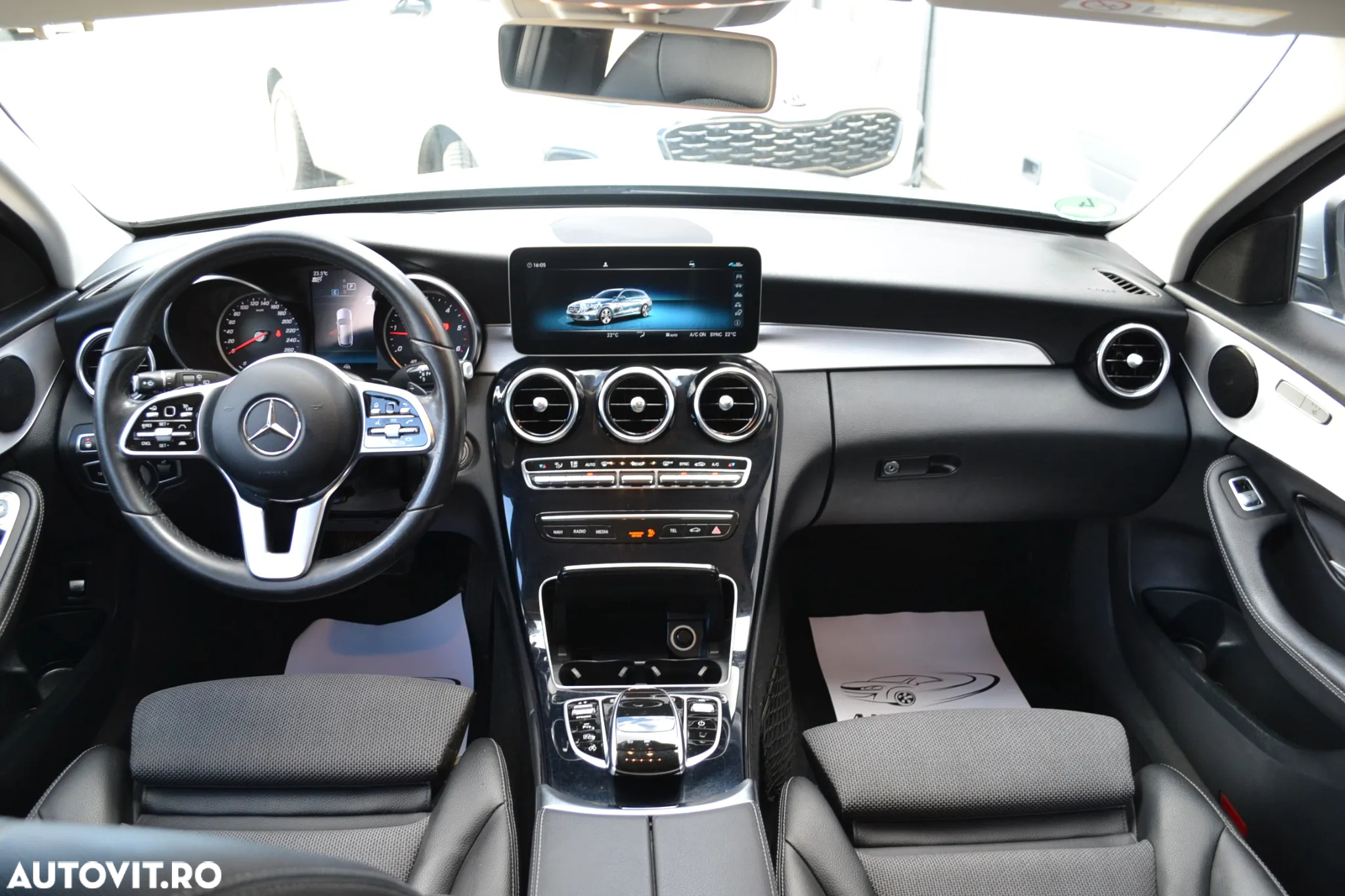 Mercedes-Benz C 220 d T 9G-TRONIC Avantgarde - 31