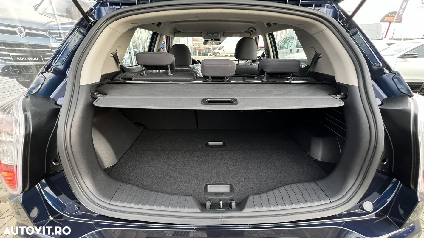 SsangYong Tivoli - 10