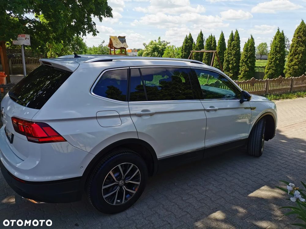 Volkswagen Tiguan Allspace 2.0 TDI 4Mot SCR Comfortline DSG - 3