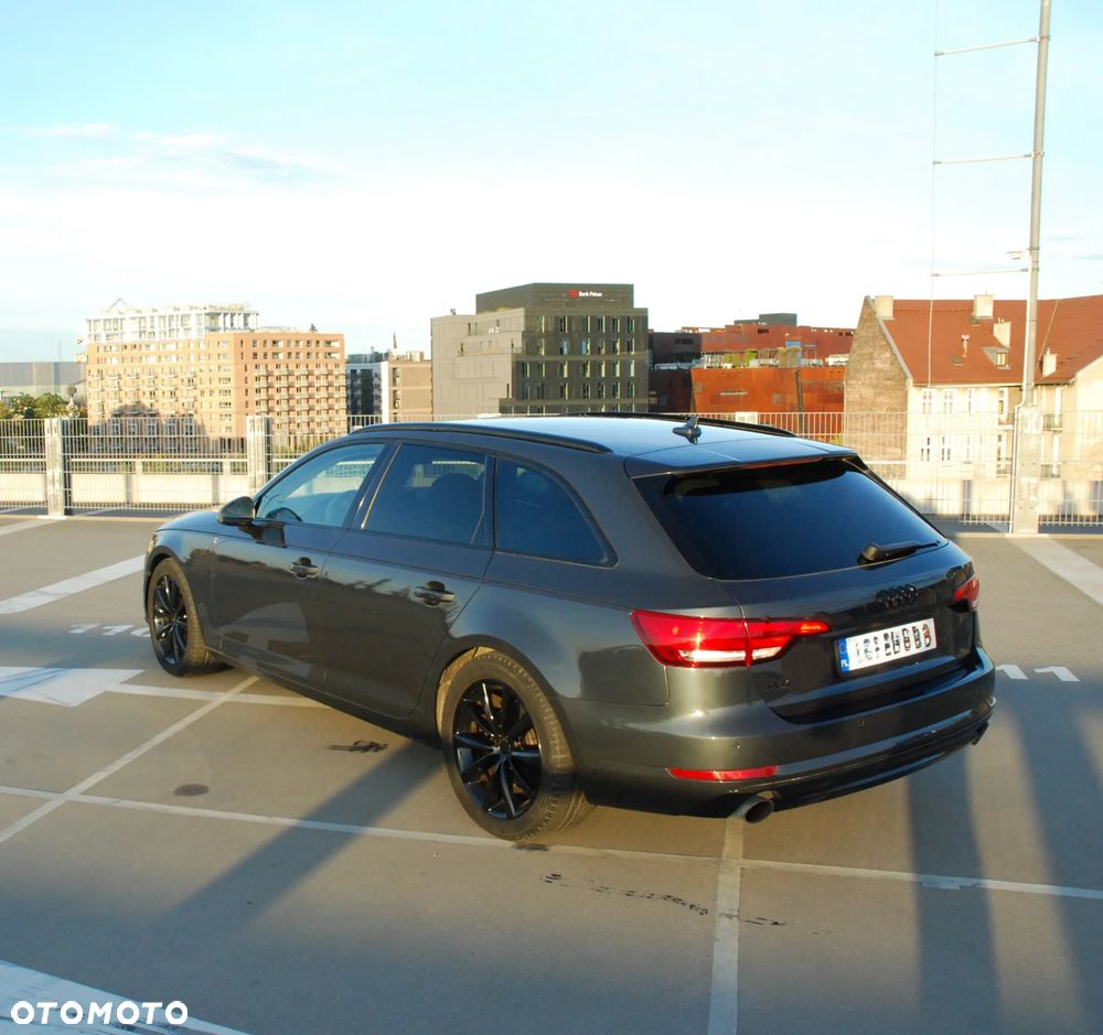 Audi A4 Avant 40 TFSI mHEV Advanced S tronic - 4