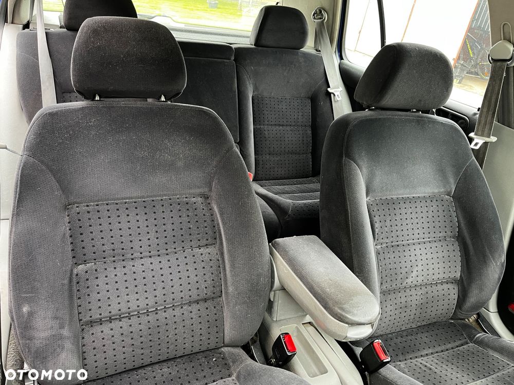 Volkswagen Golf 1.9 TDI GTI - 9