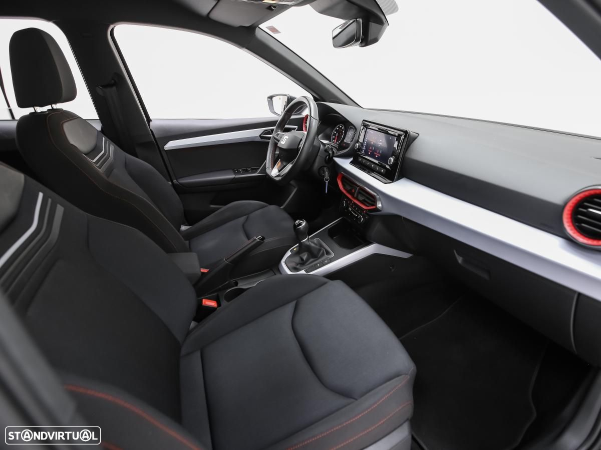 SEAT Arona 1.0 TSI FR - 9