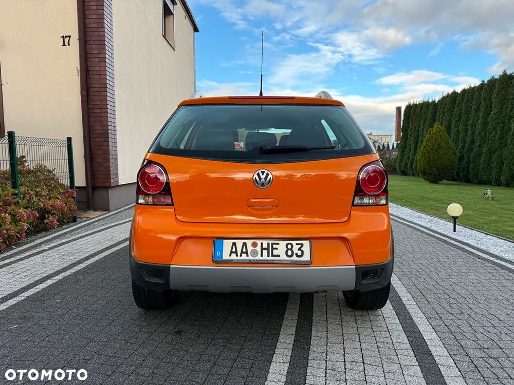 Volkswagen Polo 1.2 Cross Urban White - 8