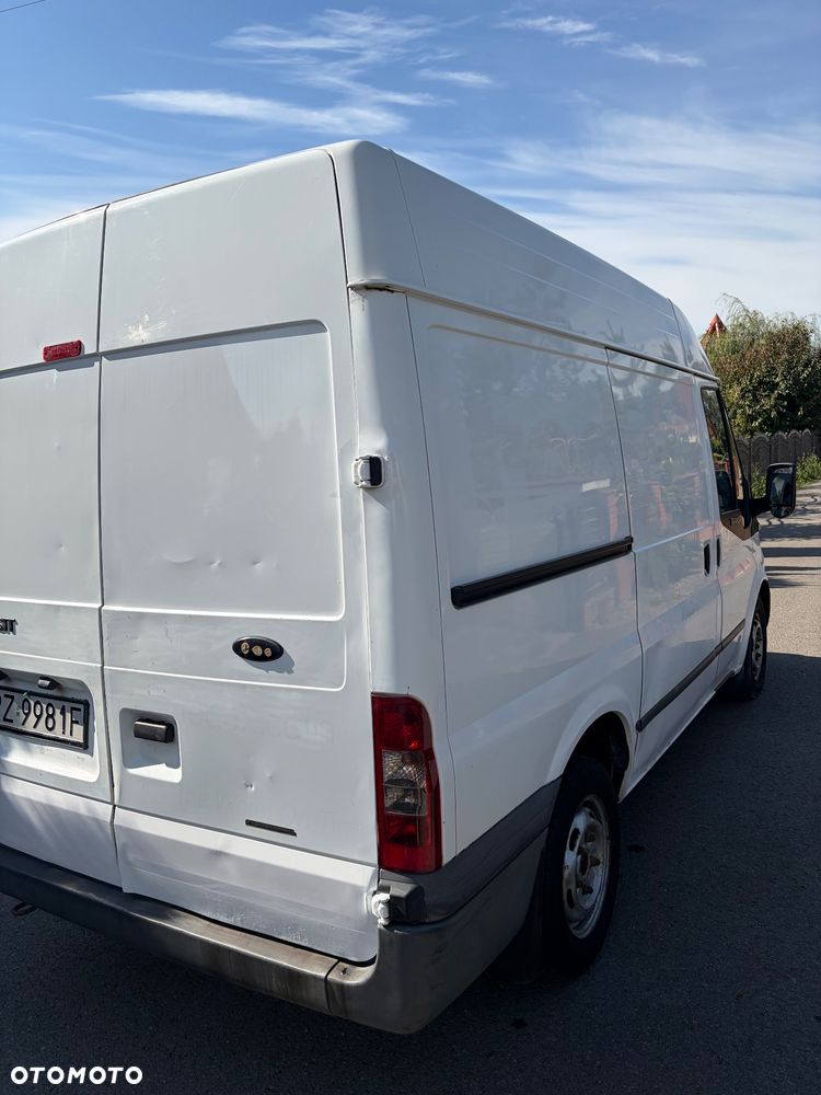 Ford Transit - 10