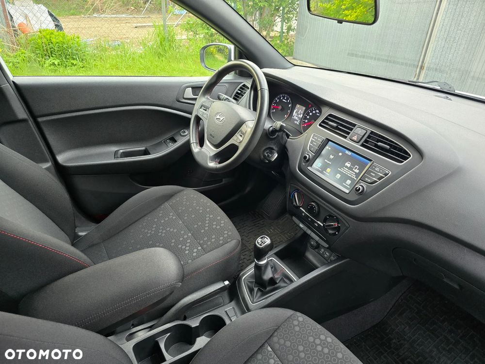 Hyundai i20 1.2 Comfort - 8