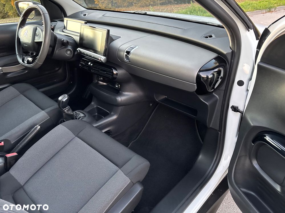 Citroën C4 Cactus - 24