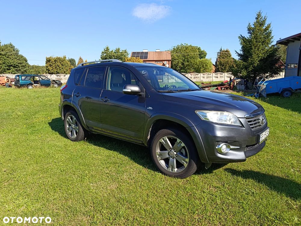 Toyota RAV4 2.2 D-CAT 2010 - 15