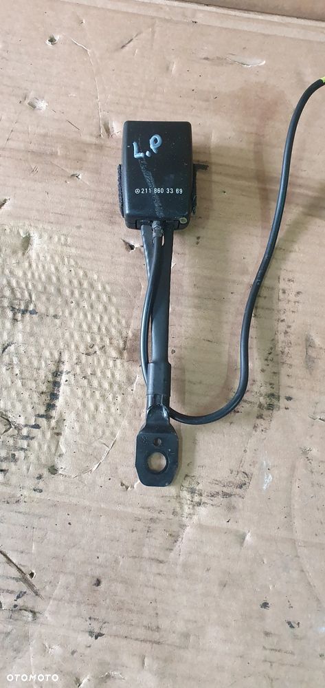 Zapinka pasa lewy przód przednia lewa kierowcy Mercedes E-Klasa W211 2118603369 - 2