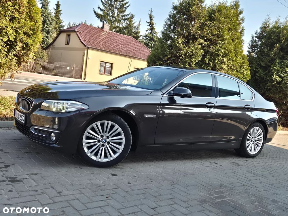 BMW Seria 5 520i Luxury Line - 4