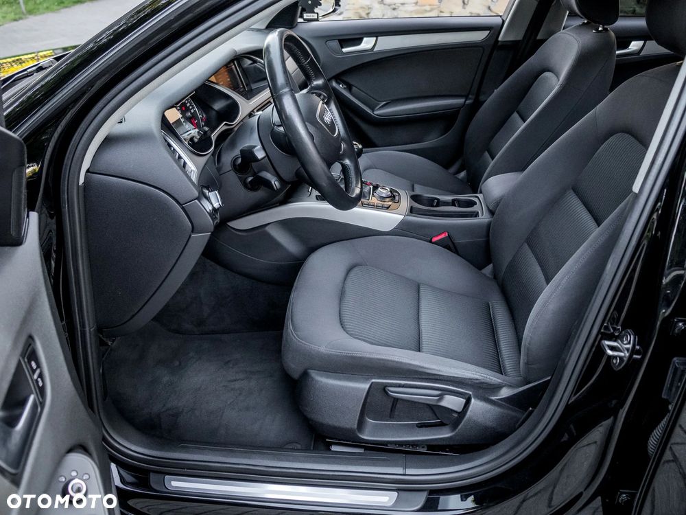 Audi A4 Avant 2.0 TDI DPF Attraction - 13