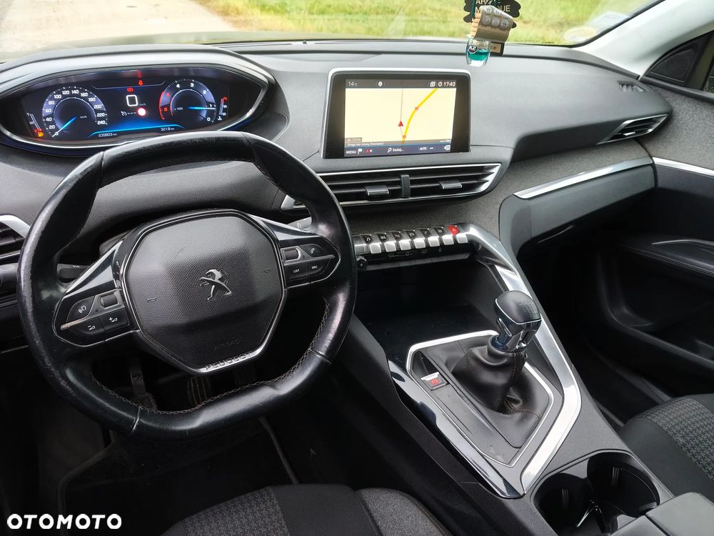 Peugeot 3008 - 14