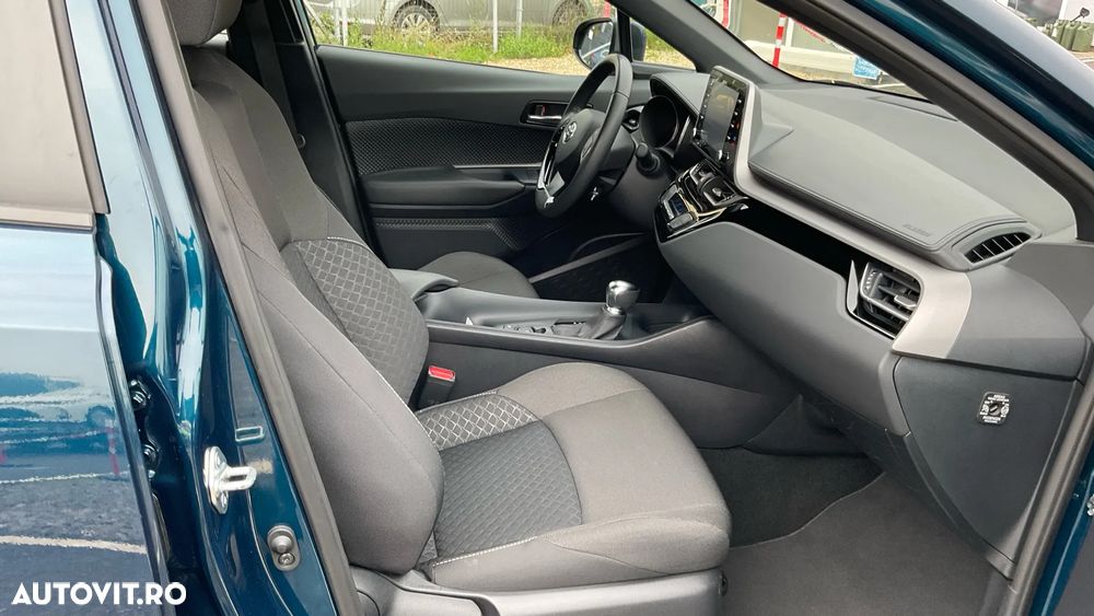 Toyota C-HR 1.8 HSD 122 CP 4x2 CVT Core - 29