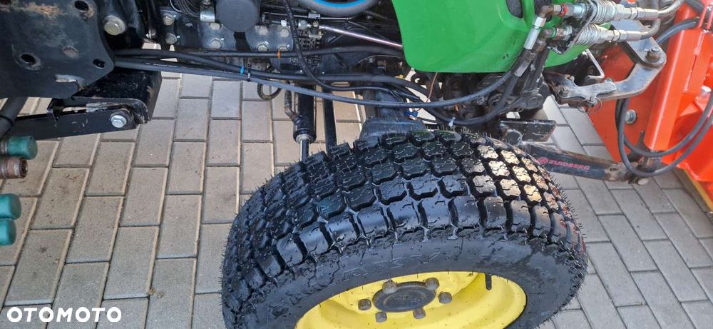 John Deere 3720 - 10