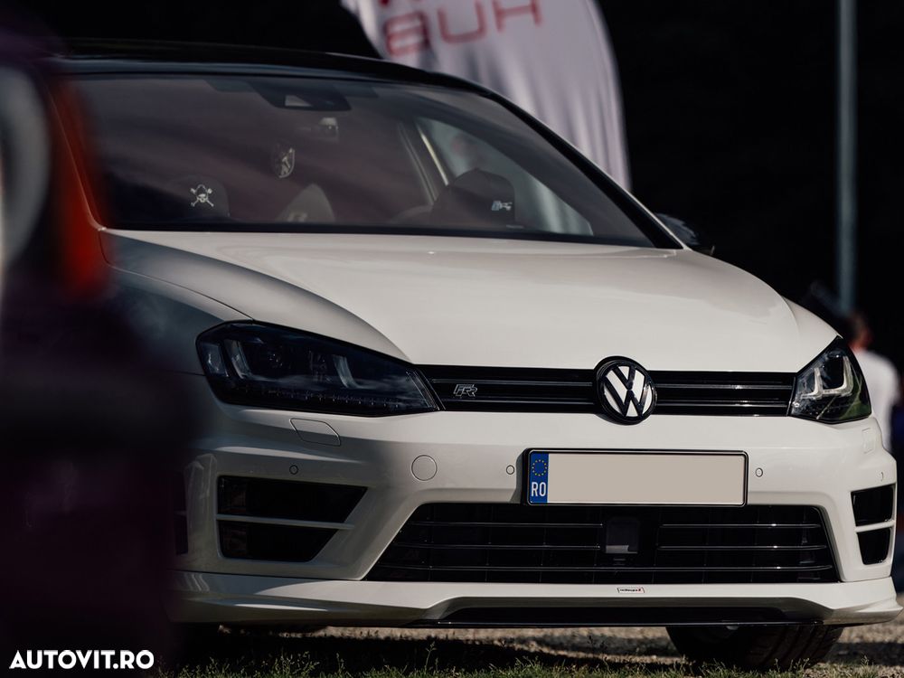 Volkswagen Golf - 14