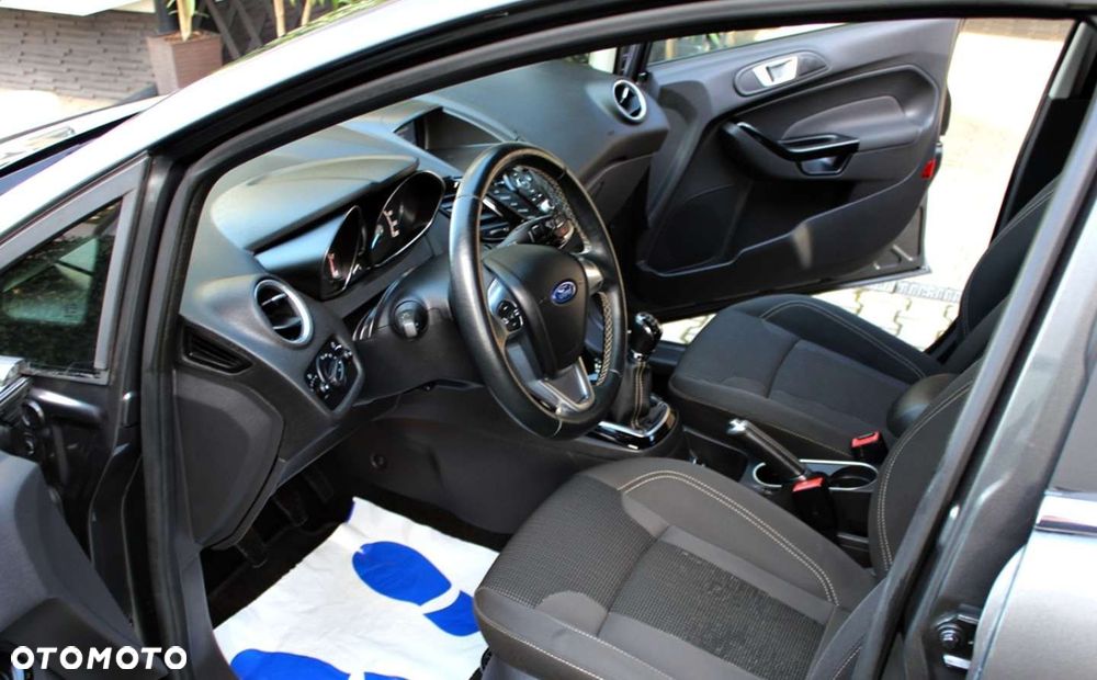 Ford Fiesta - 8