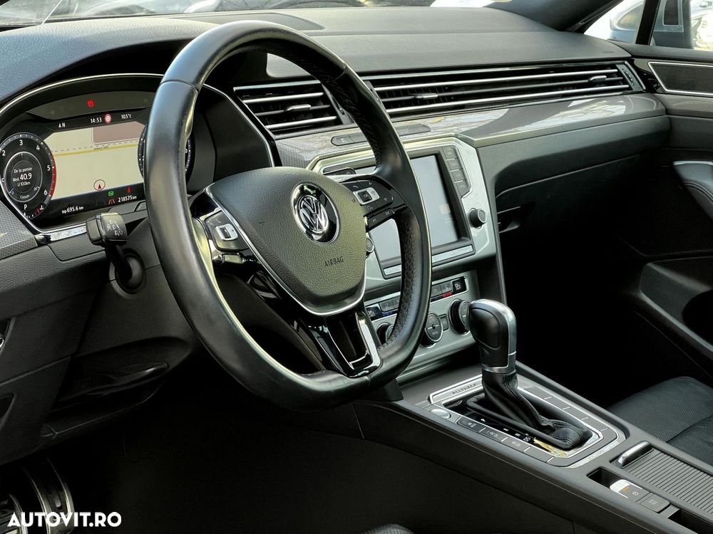 Volkswagen Passat Alltrack - 12