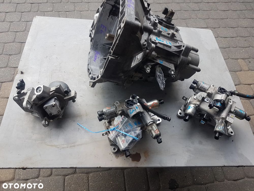 POMPA OLEJU KORPUS WYBIERAK BIEGÓW nastawnik robot przystawka korpus skrzynia automatyczna automat selespeed dualogic robot automat fiat alfa mito bravo II 500 500l 500x tipo grande punto evo doblo Qubo fiorino panda lancia ka 1.3 multijet - 1