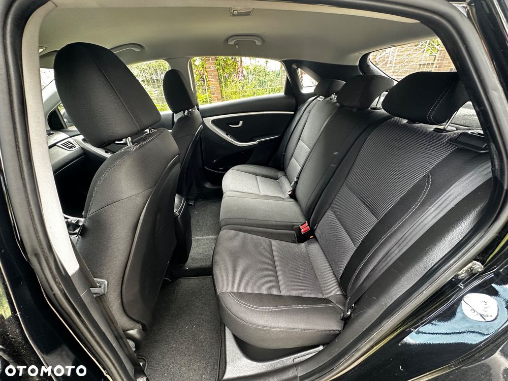 Hyundai i30 1.4 Premium - 14