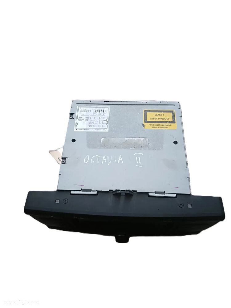 SKODA OCTAVIA II 04-13 r. radioodtwarzacz radioodbiornik radio 1Z0035161B + - 4