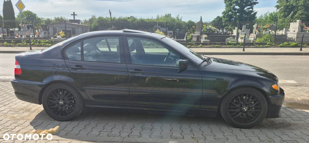 BMW Seria 3 330i - 4