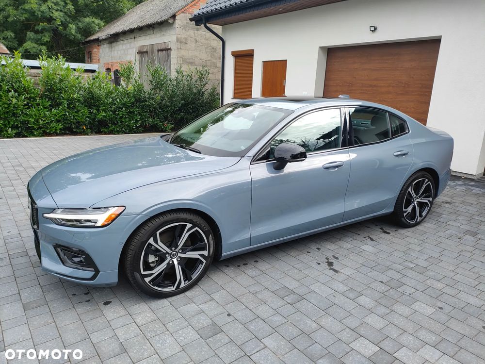 Volvo S60 B5 B AWD Plus Dark - 8