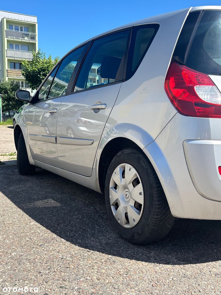 Renault Scenic 1.6 16V Expression - 13