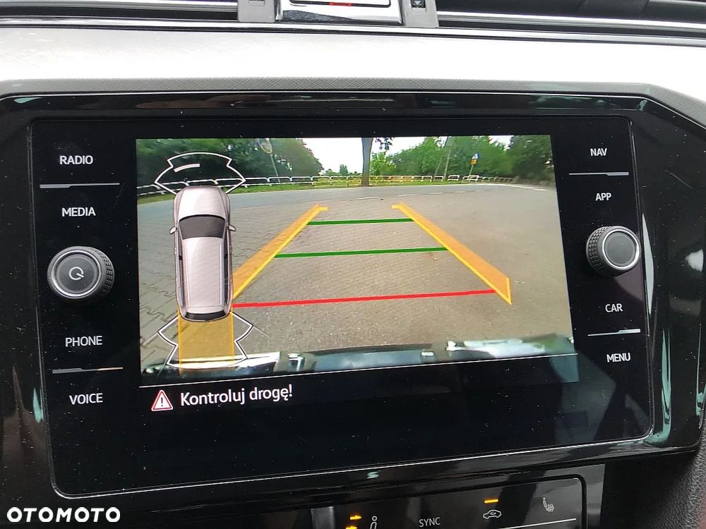 Volkswagen Passat Variant 2.0 TDI EVO Business DSG - 15