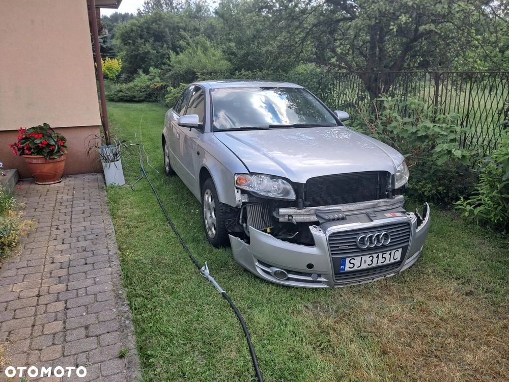 Audi A4 Limousine 2.0 T FSI quattro - 22
