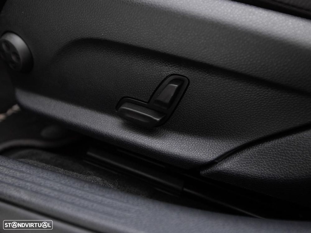 Mercedes-Benz C 300 - 19