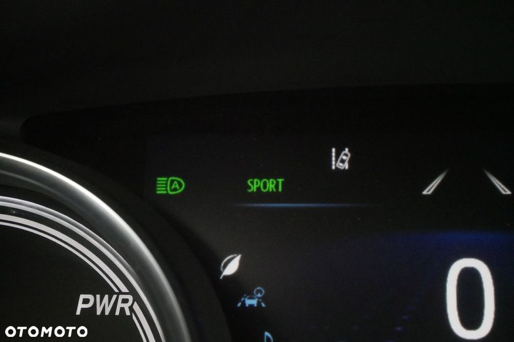 Toyota Camry 2.5 Hybrid Comfort CVT - 21