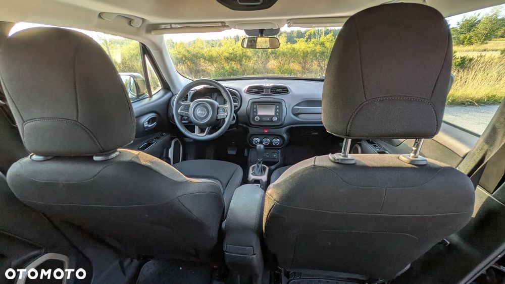 Jeep Renegade - 12